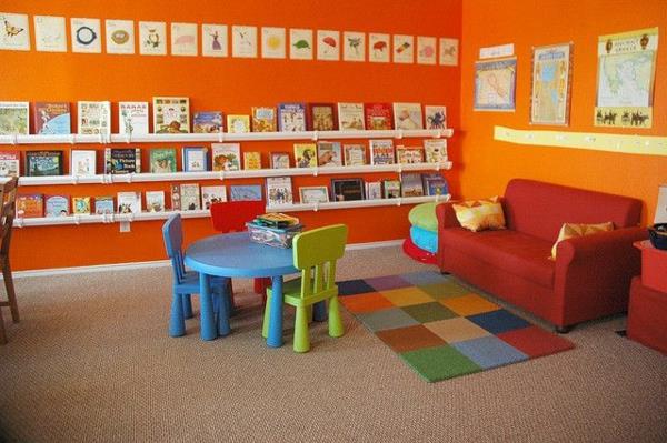 idea lastenhuoneen suunnittelu avoimet hyllyt kirjat