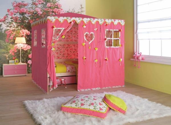idea lastenhuoneen suunnittelu ruusukuvio vaaleanpunainen teltta