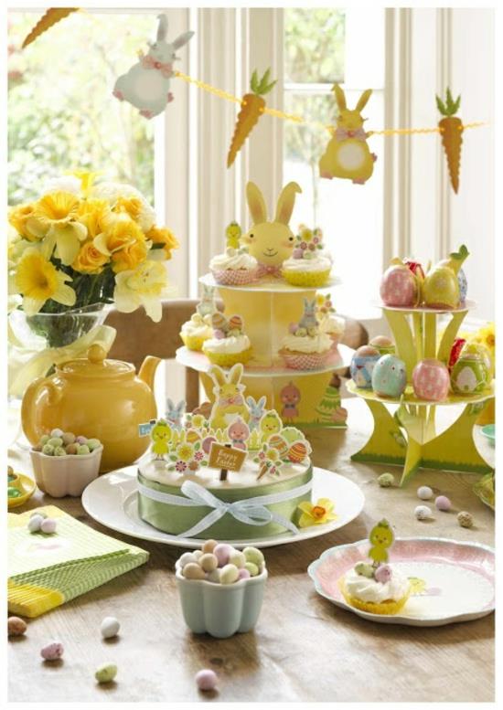ideoita pääsiäisen koristelu näpertely keltainen pöytäkoriste pääsiäispupu seppele pöytäkoriste