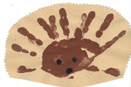 Hedgehog tinker -kädenjälkimaali