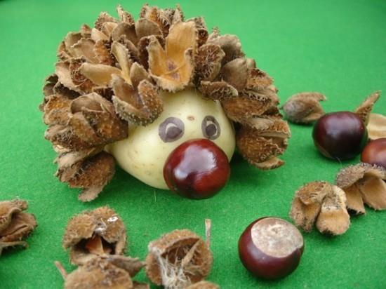 Hedgehog tinker tekee itse syksyn koristeita