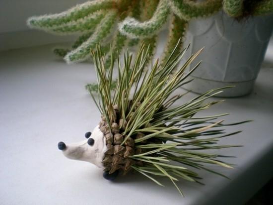 Hedgehog tinker luonnollisia materiaaleja tinkering ideoita