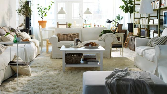 ikea keittiökalusteet porrasjakkara puu olohuone sohvapöytä valkoinen