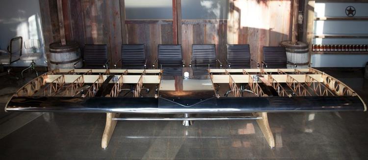 teolliset huonekalut Flying Bamboo Biplane -konferenssitilojen suunnittelukalusteet