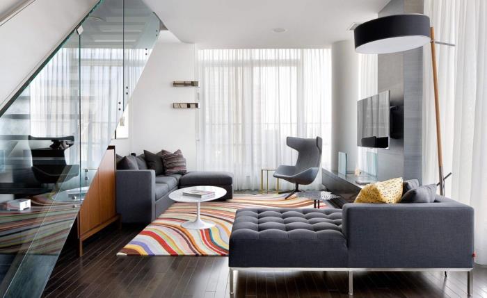 sisustus olohuone harmaa olohuone huonekalut värillinen matto tumma lattia