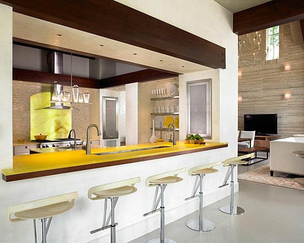 innovatiivinen keittiöpalkki suunnittelee baarituolin keltaisen yläosan