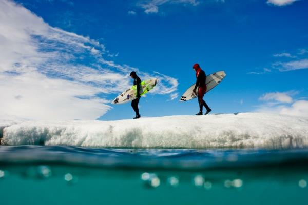 lavastetun valokuvauksen kirjoittanut chris burkard sea ice
