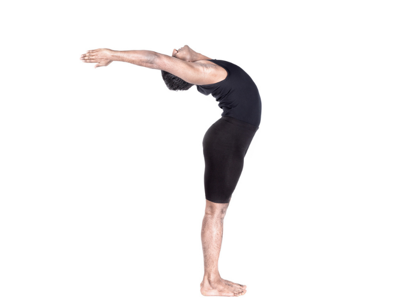 Hasta Uttanasana surya namaskar og vægttab
