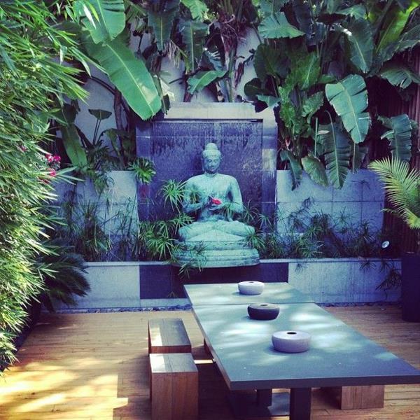 japanilainen puutarha ulkokalusteet buddha veistos