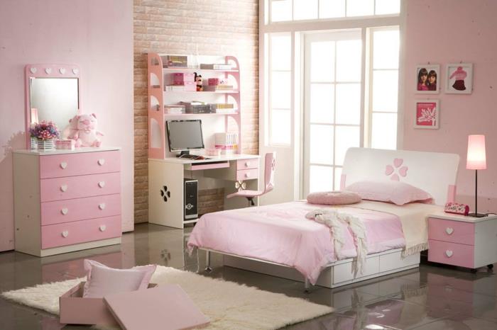 nuorten sänky tyttö vaaleanpunaiset valkoiset huonekalut tummat lattialaatat