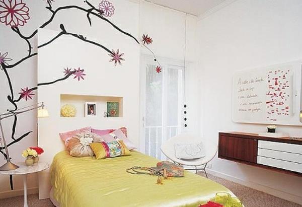 keltainen päiväpeite makuuhuone moderni muotoilu luonne