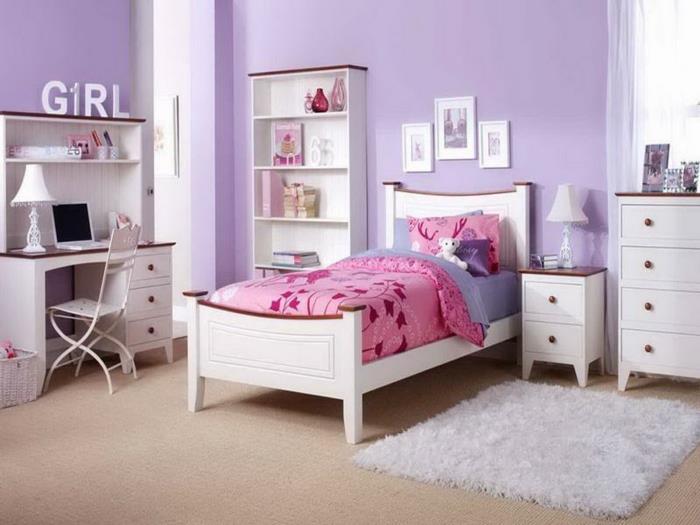 teini -ikäinen huone sisustus tyttöjen huone valkoinen matto violetti seinät