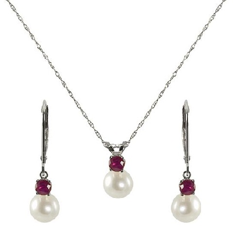 Pearl and Ruby July birthstone smykker