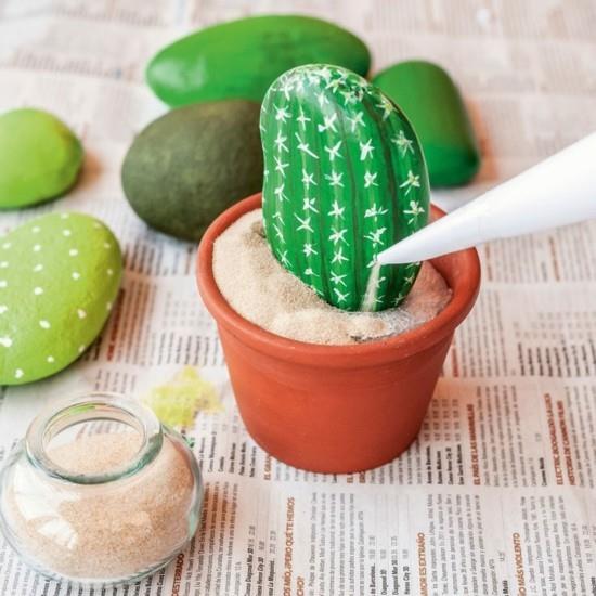 tee kaktuskoriste kivistä itse