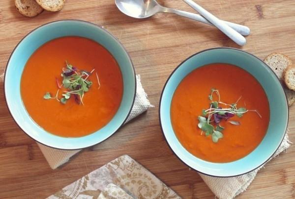 kylmä tomaattikeitto gazpacho alkuperäinen resepti