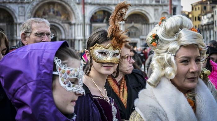karnevaali venetsiassa naisten puvut houkuttelevat karnevaalipuvut faschingskostüm weiberfastnacht rosenmontag