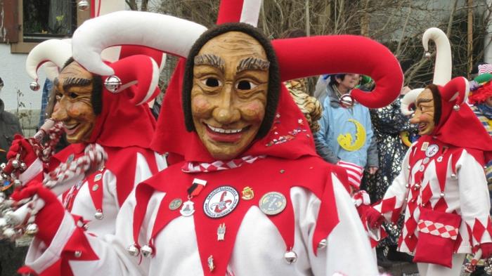 puvut karnevaalipuvut logo Kölnin klovnit tyhmät puvut karnevaaliparaatti punainen valkoinen