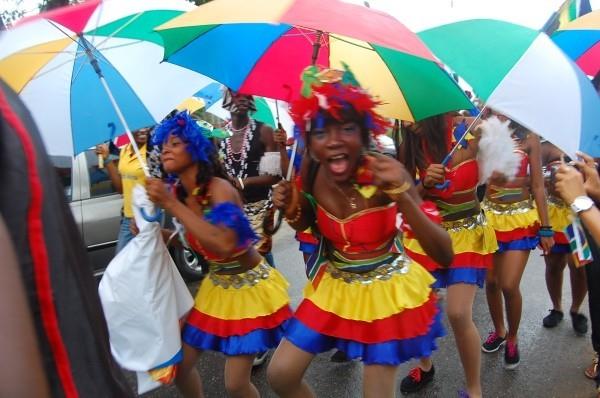 ideoita karnevaaliasuista Afrikasta