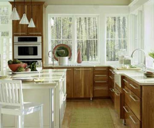 keittiöt, joissa on paljon ikkunoita, luonnollisesti kauniita