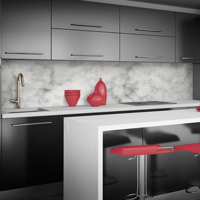 seinäpaneelit keittiö punainen aksentti harmaa keittiökalusteet