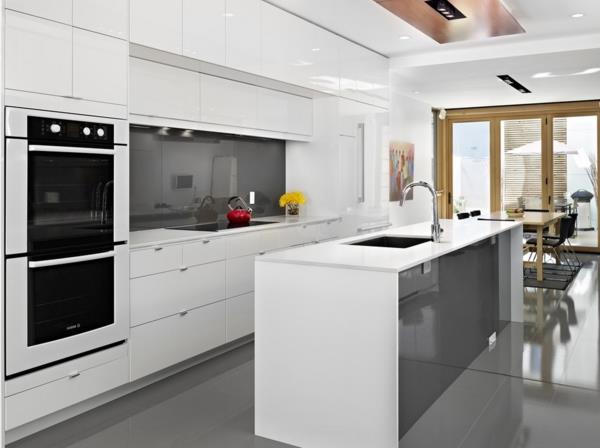 keittiön suunnittelu moderni valkoinen keittiö keittiösaari