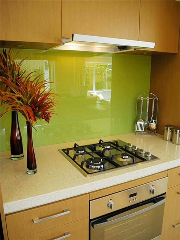 keittiö takaseinä lasi vihreä sisustusideoita keittiö