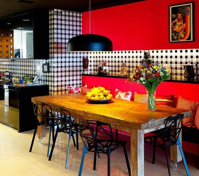 keittiö peili keittiö takaseinä ruudullinen riippuvalaisin maalaismainen ruokapöytä sohva suunnittelija tuolit