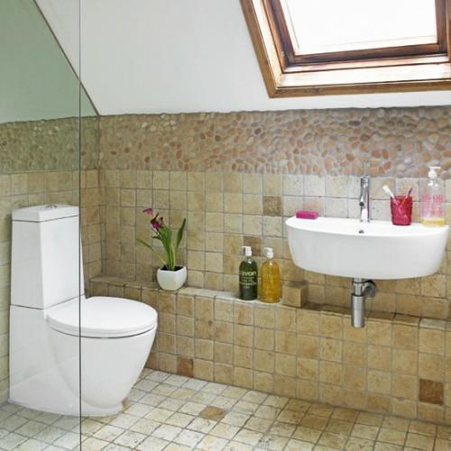 keraamiset kylpyhuonelaatat idea wc kattoikkunat ullakko