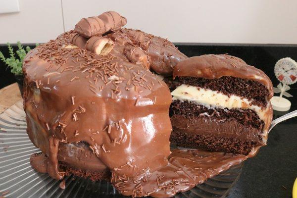 kinderbueno bolo tsunamikakku