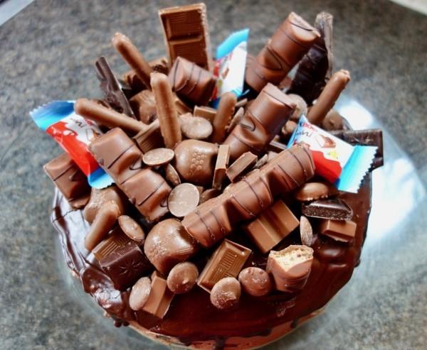 Lastenbaari kakku näpertely lapsille suklaa