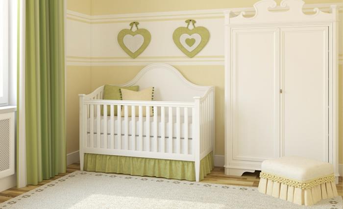 lastenhuone vauvan sänky valkoinen vihreä seinämaali verhot vaatekaappi