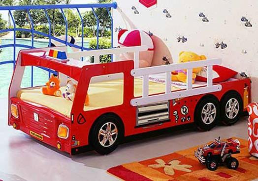 lastenhuoneen suunnittelu pojan sängyn auton paloauto