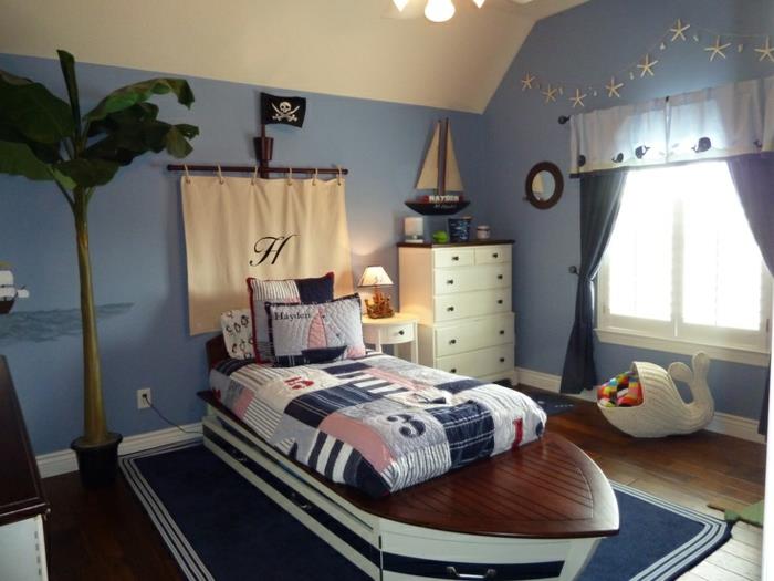 lastenhuoneen suunnittelu poikien huoneen suunnittelu merirosvolaivan sänky sininen matto