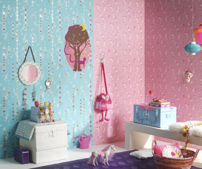 lastenhuoneen seinät suunnittelu värillinen tapetti violetti matto
