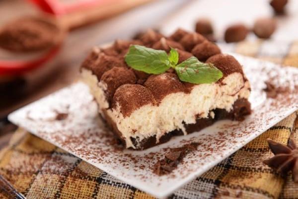 klassinen resepti tiramisu lasissa
