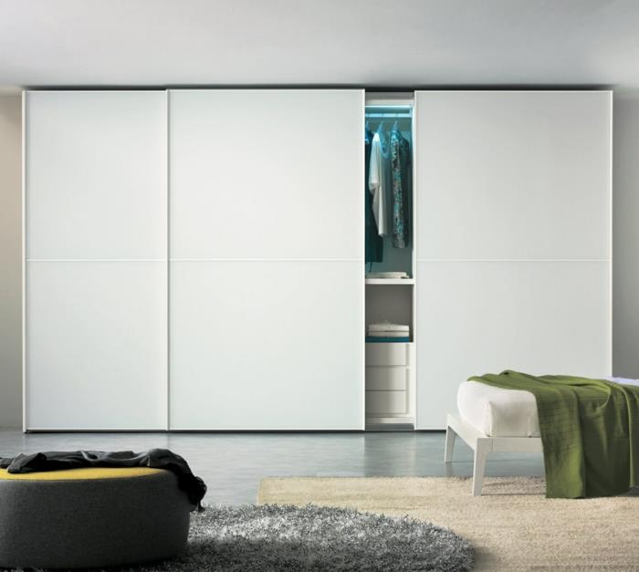 vaatekaappi design minimalistinen valkoinen oloideat makuuhuone
