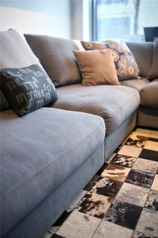 Kalusta pieniä huoneita käytännöllisiä olohuoneen sohvan esimerkkejä