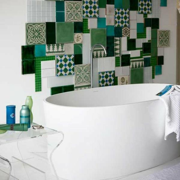 Pieni kylpyhuone perustaa kylpyhuone laatat laatta kuvio seinälaatat vihreä patchwork