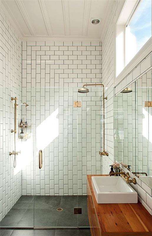 pieni kylpyhuone laatta höyrypuhdistin laatta laasti värit lattiatasoinen suihku