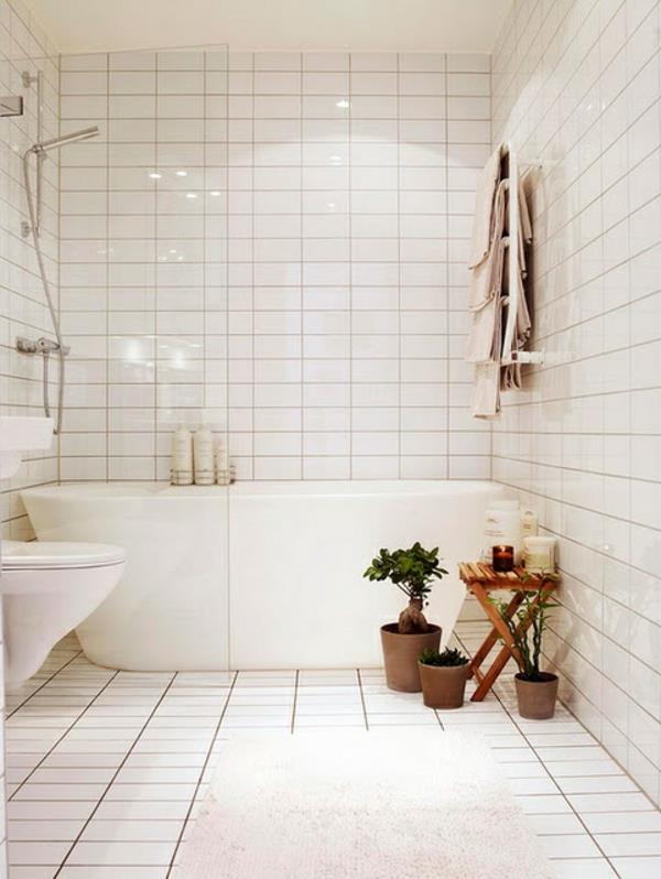 pieni kylpyhuone suunnitelma kylpyhuone laatat täysin valkoinen kylpyamme