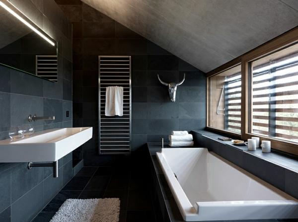 pienet kylpyhuoneet mustavalkoisten kylpyhuoneen huonekalujen ideoita