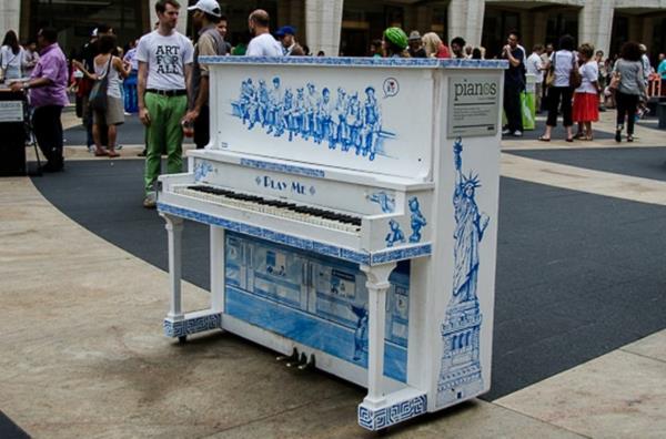 pieni piano nuotit sininen suosittu
