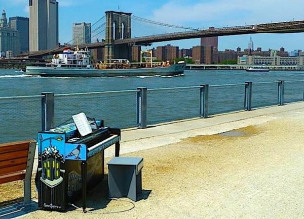 pieni piano nuotit pieni piano