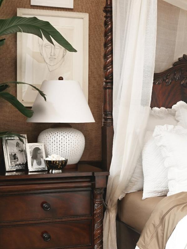 siirtomaa -tyyliset huonekalut makuuhuoneideat puu sideboard -laatikon kaappi sängynpylväs