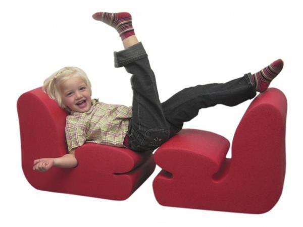 mukava lasten tuoli punainen ergonominen muotoilu