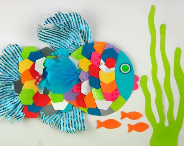 luova käsityö lapsille paperivärinen kala meri