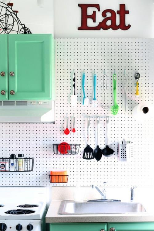 luovia sisustusideoita pegboard white