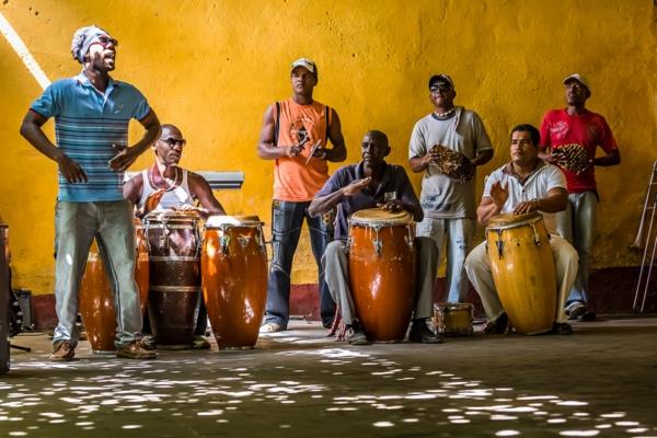 kuubalaisen musiikin musiikkiryhmä trinidad cuba