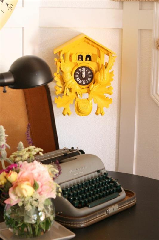 käkikello modernit kellot rakenna itsellesi keltainen retro -tyylinen vanha kirjoituskone