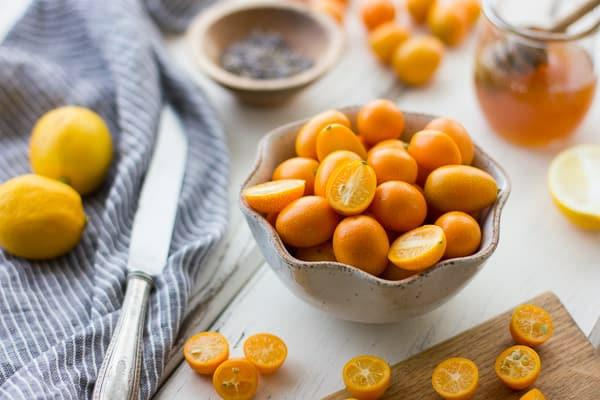 kumquat -reseptejä laventelin ja hunajan kanssa